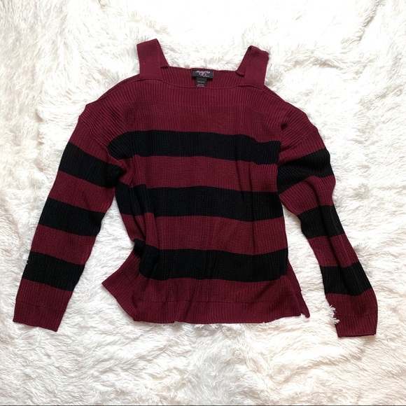 Sweaters - Cold Shoulder Sweater